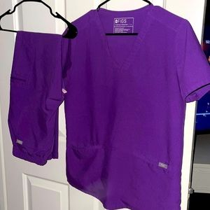 Figs scrub set. Worn once. Limited edition Magic Purple